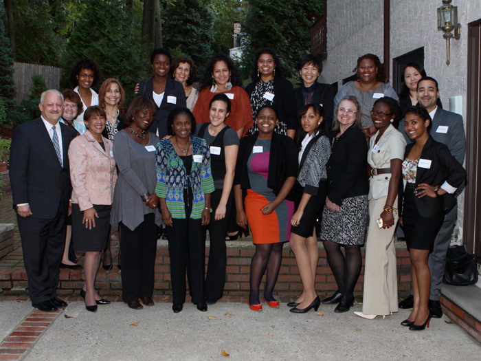 [gallery] President Hosts First-Ever Women of Color Reception