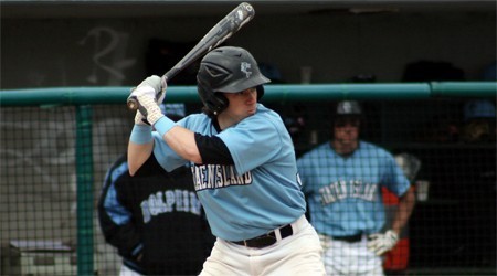 DOLPHINS RUN TO EIGHT STRAIGHT WITH DOUBLEHEADER WINS OVER CCNY