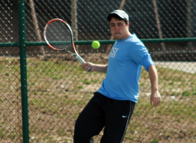 DOLPHINS TENNIS WIN ON CUNYAC’S FINAL DAY