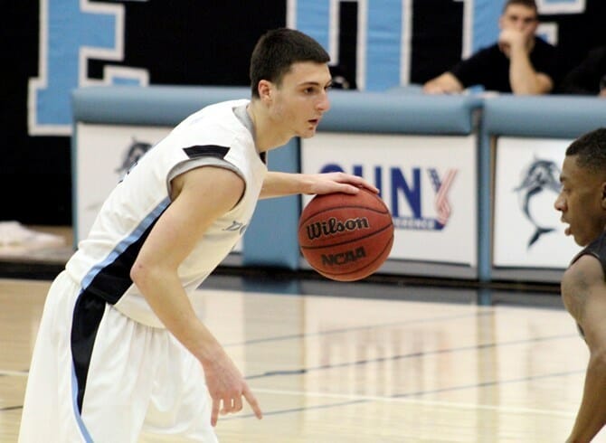 DOLPHINS PULL AWAY LATE TO GET BY YORK, 72-59