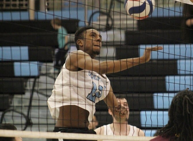 MEN’S VOLLEYBALL BREAKS UP SKID WITH WIN OVER MEDGAR EVERS