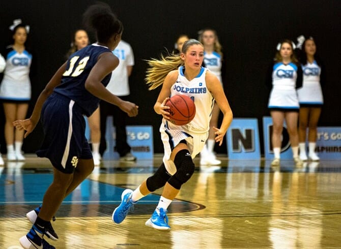 DOLPHINS WOMEN AVENGE LOSS TO BARUCH TO RUN WIN STREAK TO SEVEN, 63-50