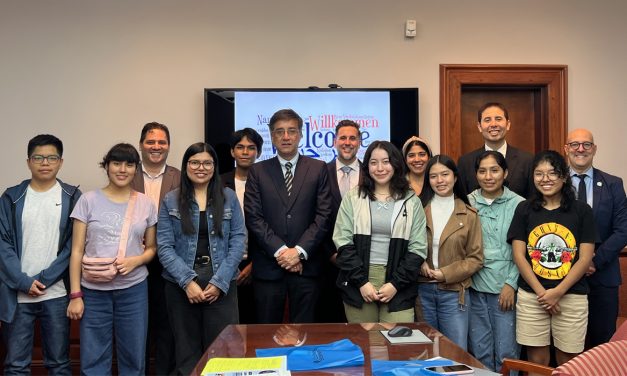 Peruvian Consul General Welcomes Scholarship Students to CSI’s English Language Institute