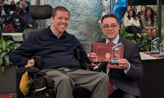 CSI Lecturer Sean Thatcher Honored by SIEDC as “20 Under 40” Recipient